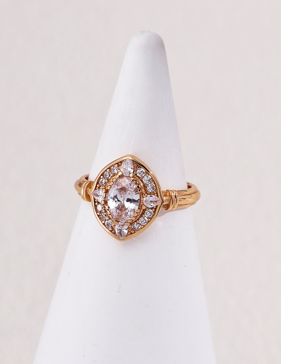 Vintage Marquise Halo Zirconia S925 Ring - Gold