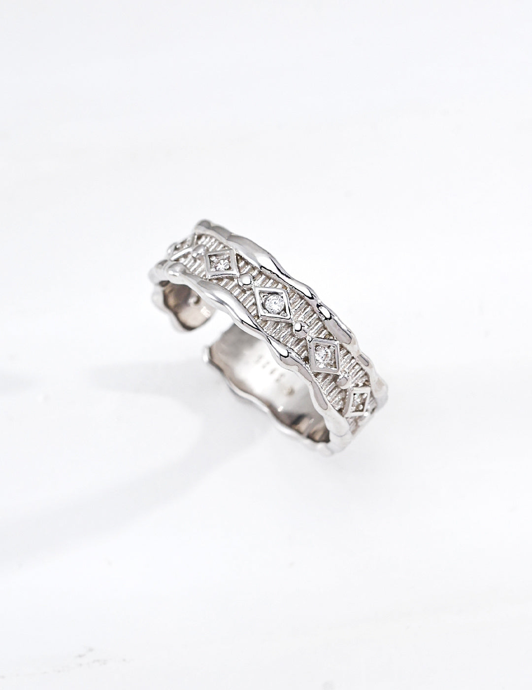 Vintage Fluted Geometric Zirconia S925 Ring - Silver