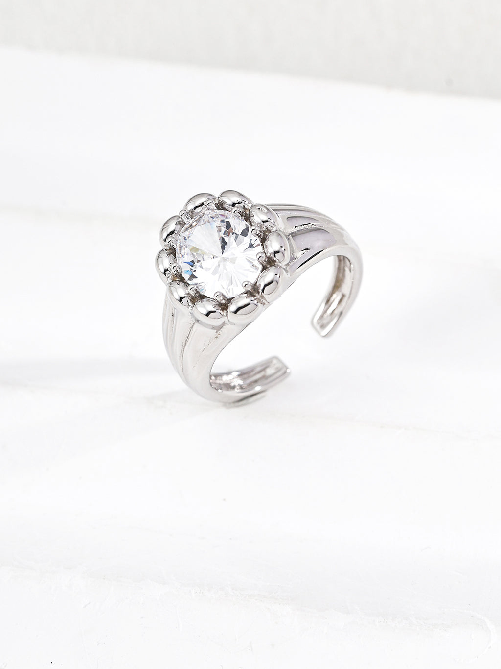 Sculptural Fluted Solitaire Zirconia S925 Ring - Silver