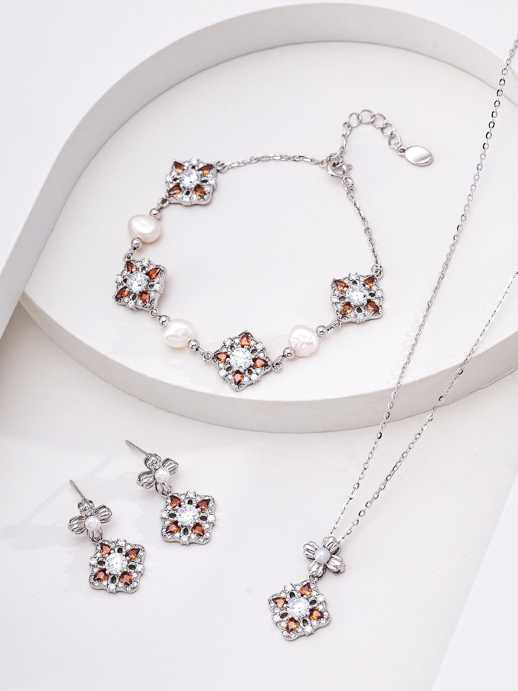 Garnet Rosette Multi-Station Pearl S925 Bracelet - Silver Suite