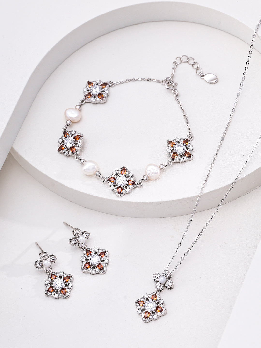 Garnet Rosette Multi-Station Pearl S925 Bracelet - Silver Suite