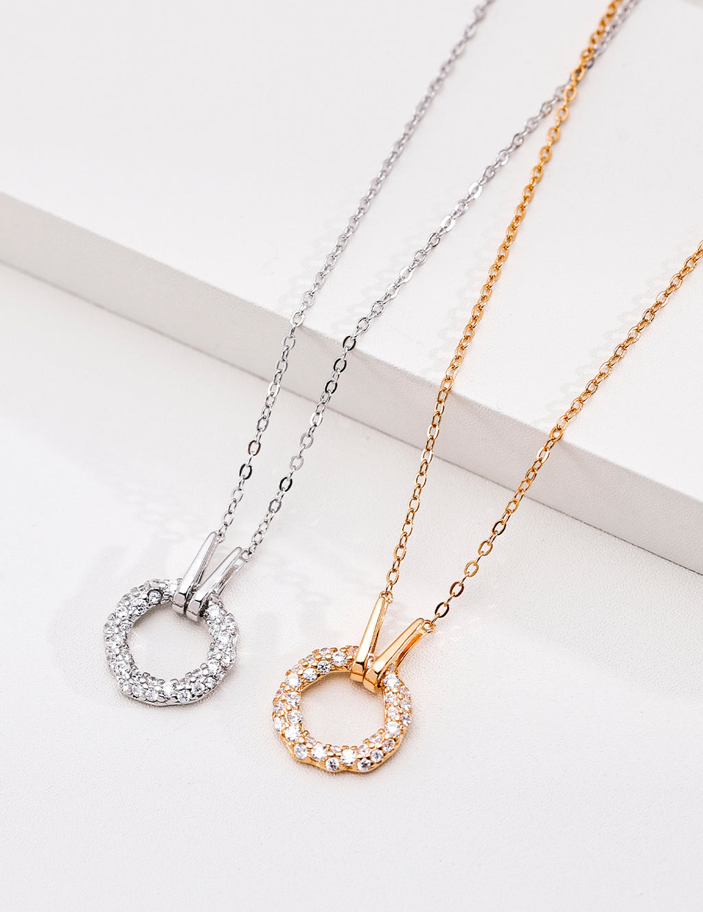 "Everlasting Wreath" Pavé Circle S925 Necklace - Gold and Silver Pair