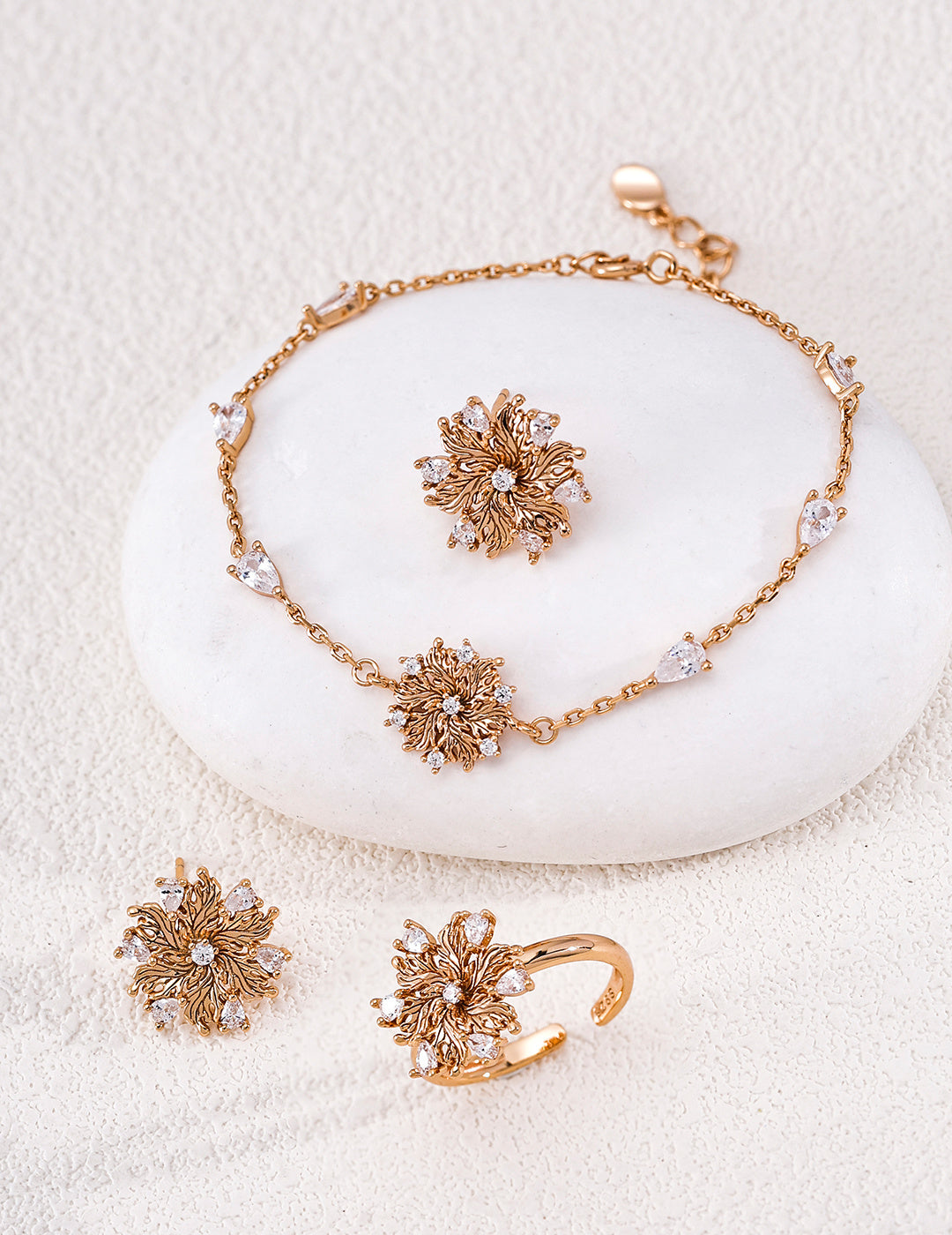 Blooming Lily Blossom S925 Necklace - Matching Suite Details