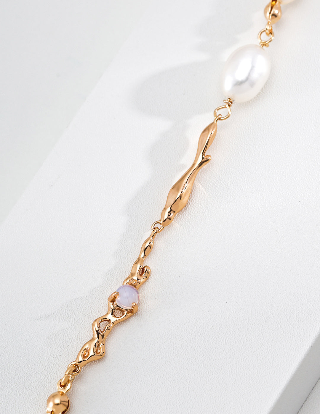 Fluid Molten Opal & Baroque Pearl S925 Necklace - Macro Opal Detail
