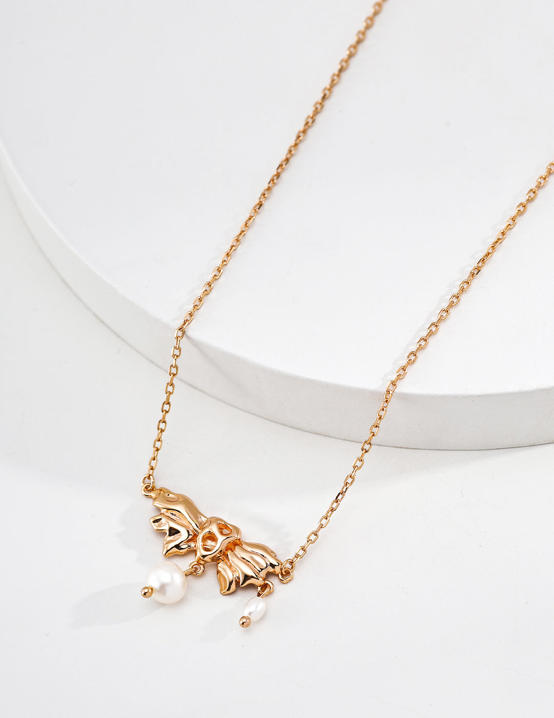 Sculptural Fluid Bow Pearl S925 Necklace - On Step