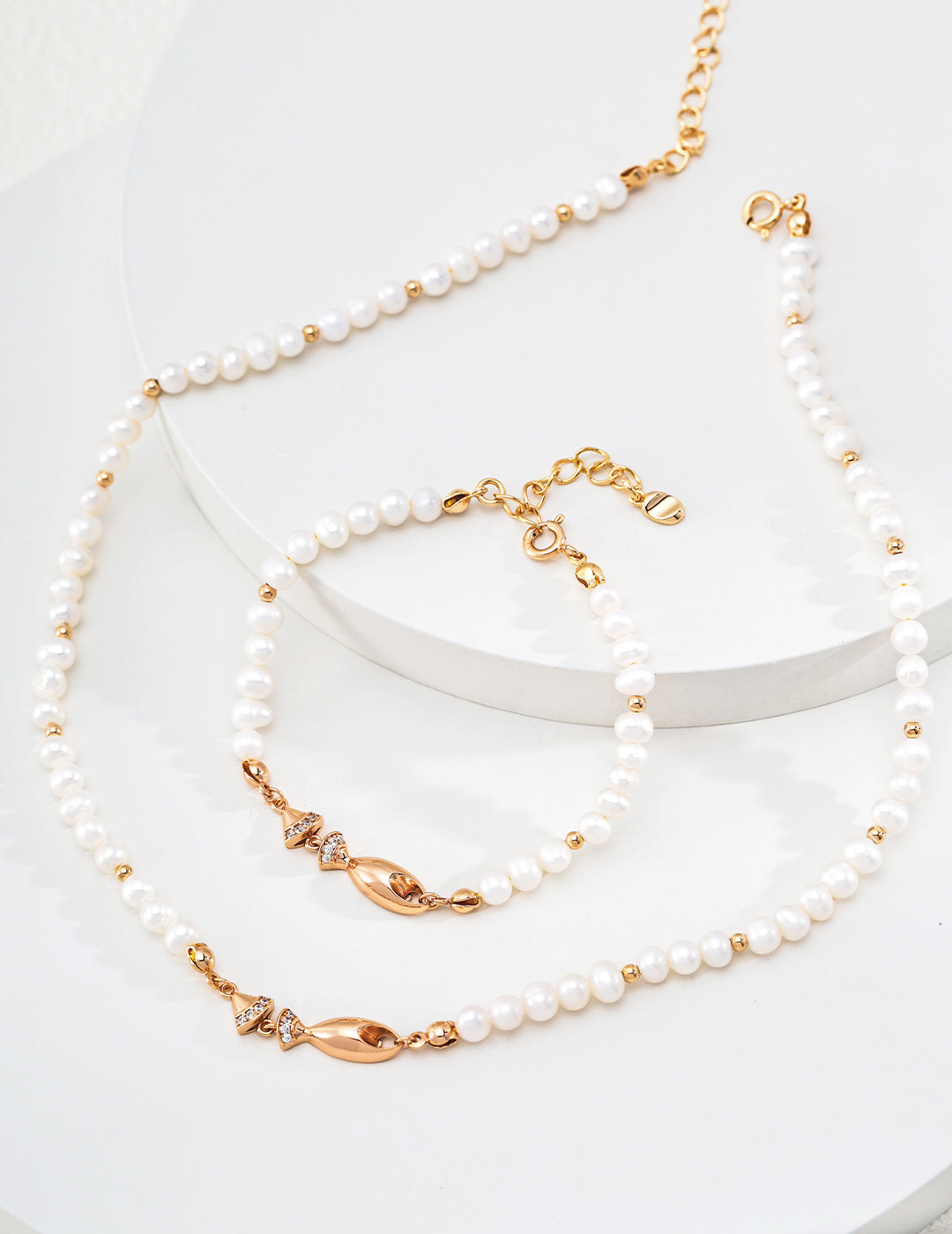 Sculptural Leaping Fish Pearl S925 Necklace - Gold Suite