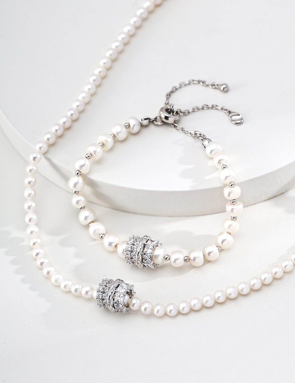 Radiant Galaxy Zirconia Barrel Pearl S925 Necklace - Silver Suite