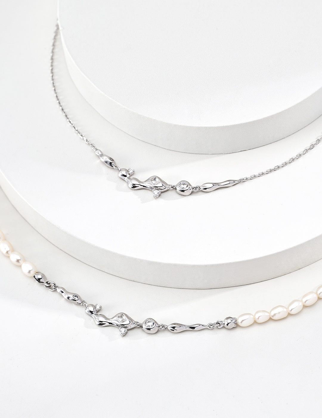 "Dreaming Galaxy" Liquid Pearl S925 Necklace - Silver Chain Comparison