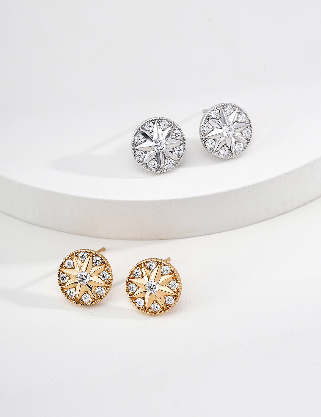 "North Star Compass" Medallion Necklace - Stud Earrings Pair