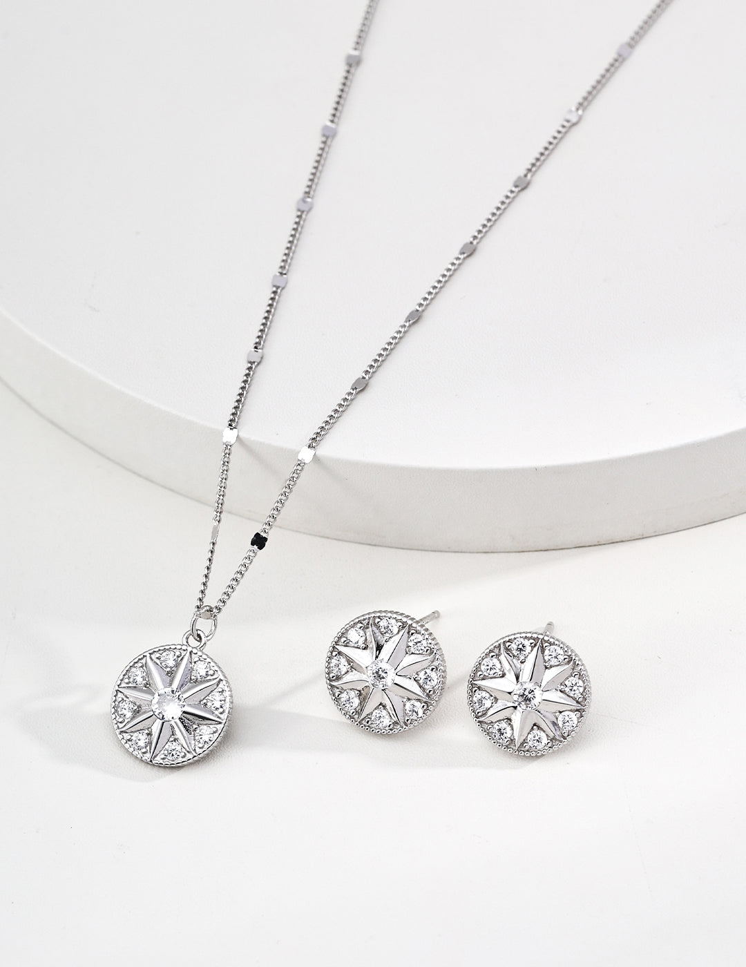"North Star Compass" Medallion Necklace - Silver Jewelry Set