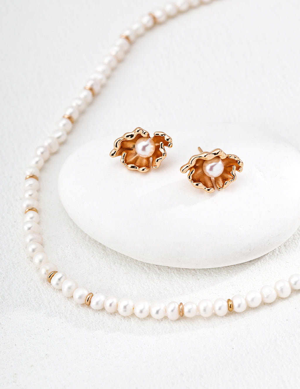 Minimalist Gold Rondelle Pearl Necklace - With Flower Earrings