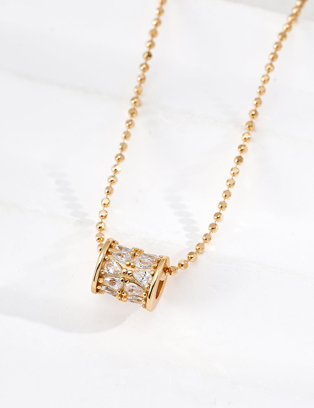 "Crystal Lantern" Marquise Zirconia Barrel Necklace - Gold