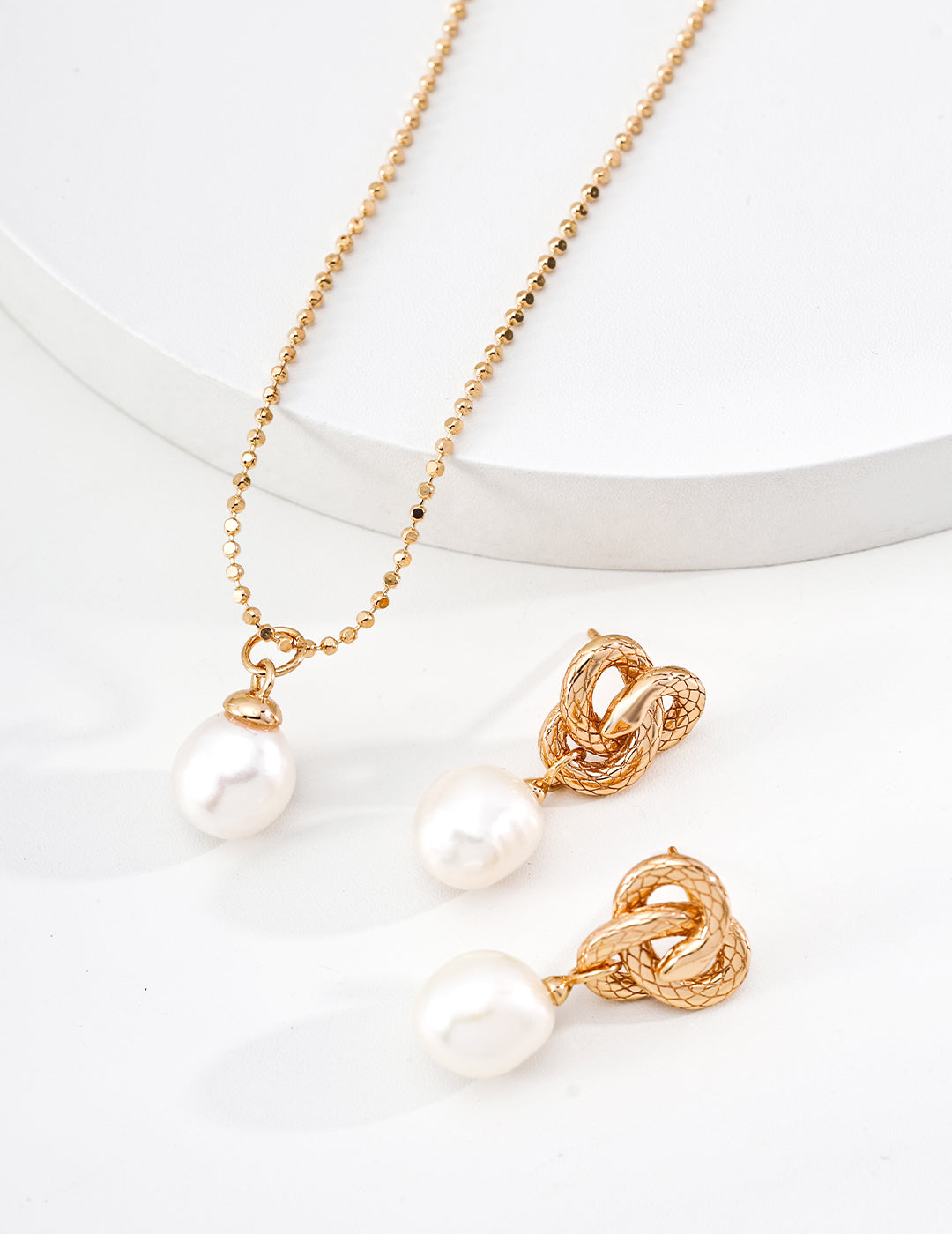 Solitaire Teardrop Pearl Ball Chain Necklace - With Earrings Suite