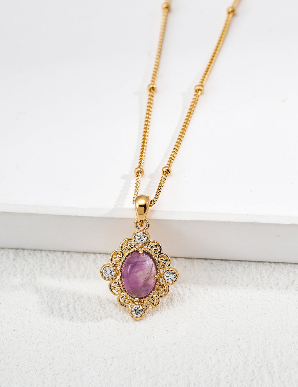 Gothic Palace Filigree Necklace - Gold with Amethyst