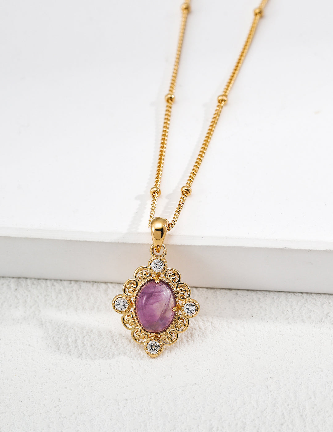 Gothic Palace Filigree Necklace - Gold with Amethyst