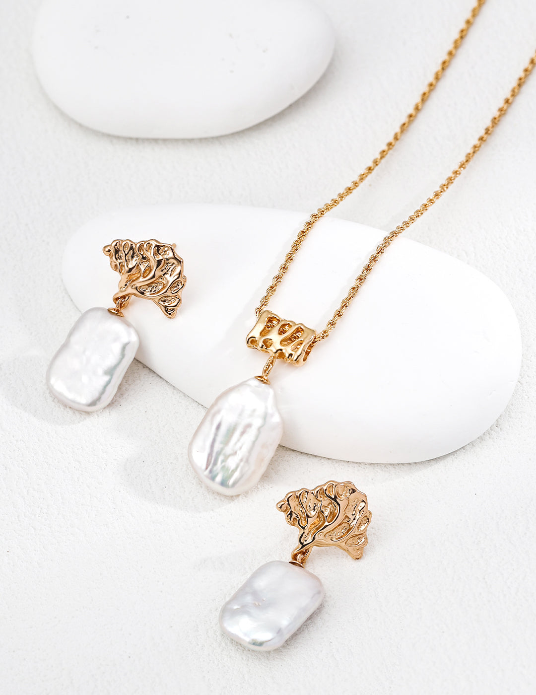 Square Baroque Pearl Molten Pendant Necklace - Earrings Suite