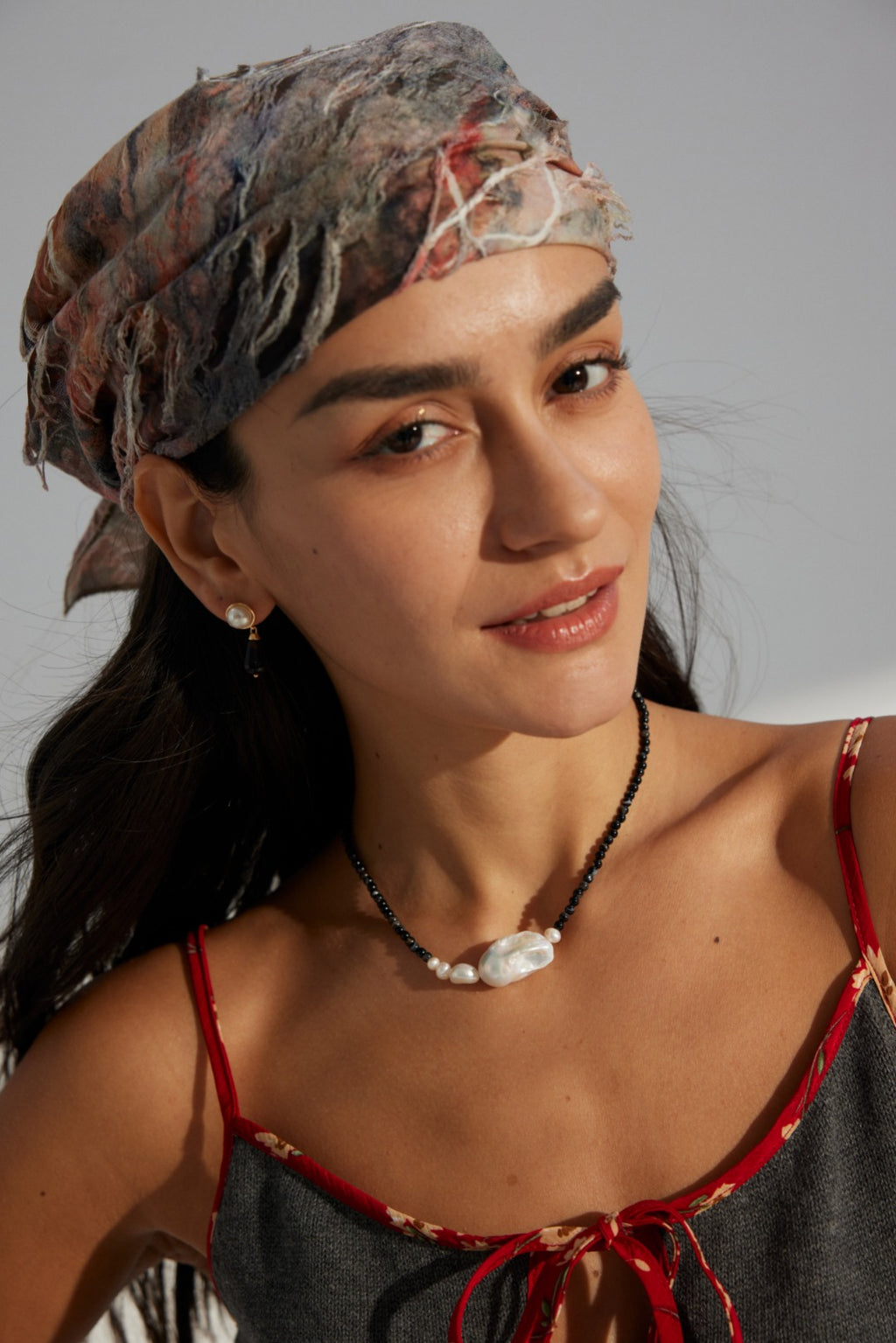 Asymmetric Baroque Pearl & Black Agate Choker - Model Outdoors